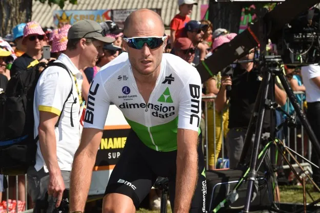 Cummings kijkt trots terug op loopbaan: 'Zat vaak expres achterin peloton'