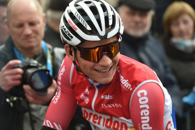 Tourdirecteur kijkt uit naar Van der Poel: 'Hij is de Hinault van deze tijd'