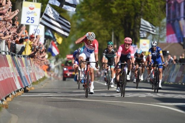 Van der Poel verslaat Verstappen en Van Dijk en is Sportman van het Jaar