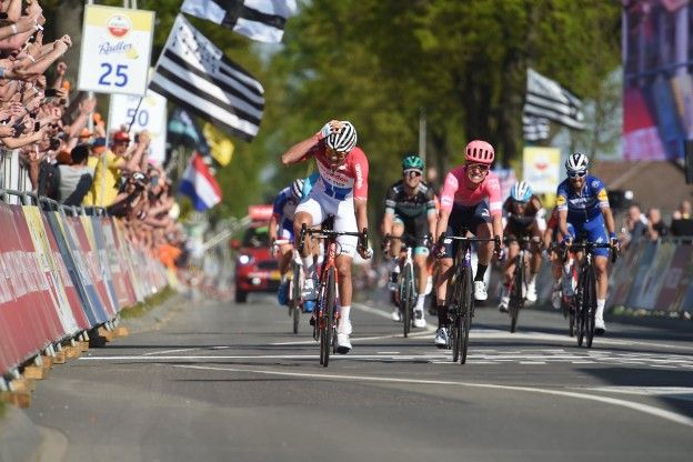 'Van der Poel wint zeker twee klassiekers en wordt Monsieur Paris-Roubaix'
