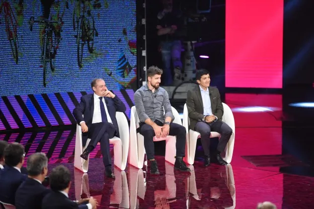 Carapaz ontkent ruzie Movistar: 'Zijn als goede vrienden uit elkaar gegaan'