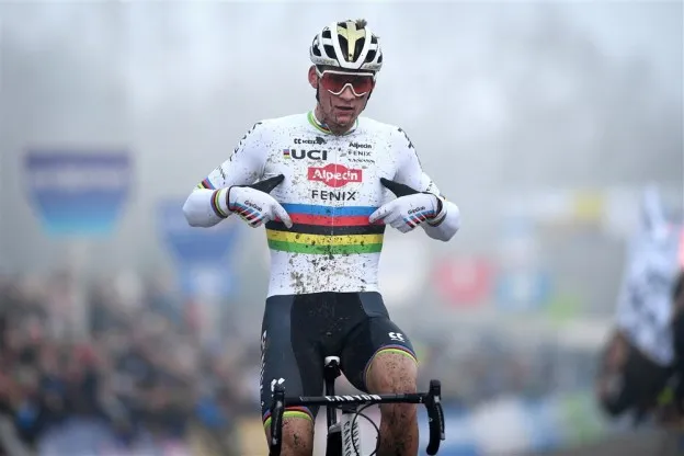 TV en tijden Cyclocross Gullegem | Podium met Van Aert en Van der Poel?