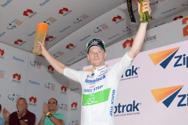 Tour Down Under etappe 1 | 'New wolf' Bennett, frustratie Viviani en Ewan