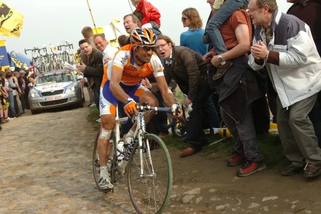 IDL Retro | Flecha en de onbeantwoorde liefde voor Parijs-Roubaix