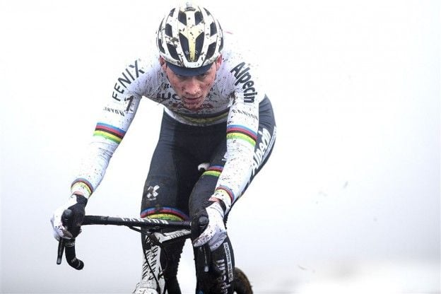 Van der Poel kijkt alweer naar volgende doel: 'Met hoofd al in Livigno'