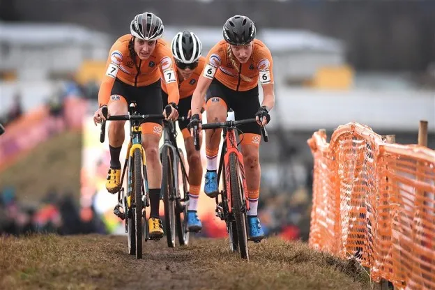 Nieuw contract Worst bij Team 777; Cant verlengt bij IKO-Crelan