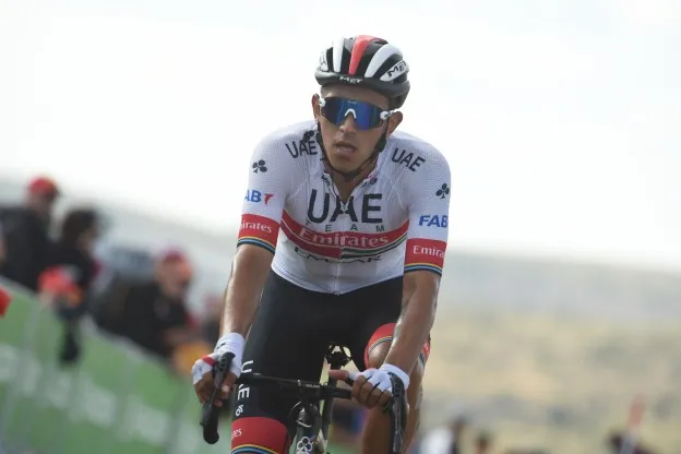 UAE Team Emirates overvleugelt Deceuninck: 'Het is onbeschrijfelijk'
