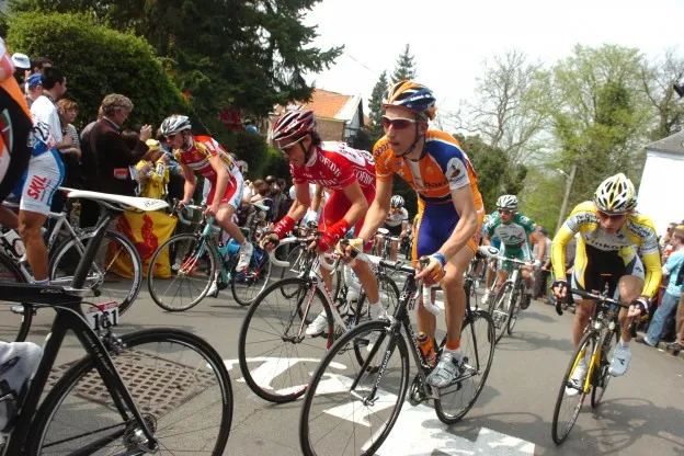 Gesink corrigeerde Mollema: ‘Je gaat toch niet op je tijdritfiets trainen!’