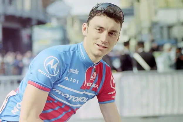 IDL Kijktip | Museeuw eert overleden Casartelli in kippenvel-uitzending