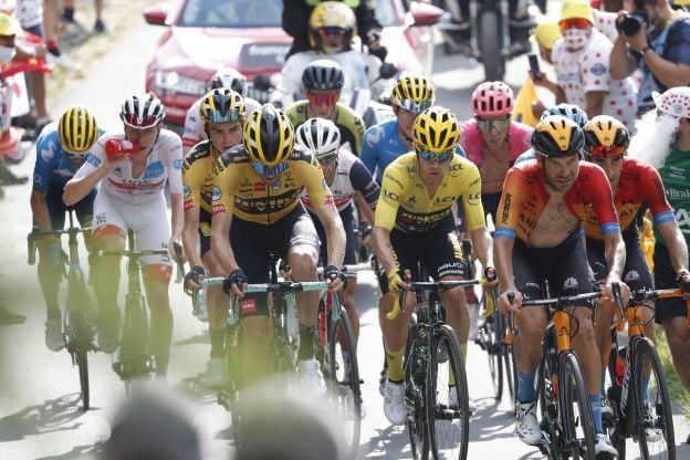 Tour de France etappe 21 | Volop emoties bij de hoofdrolspelers