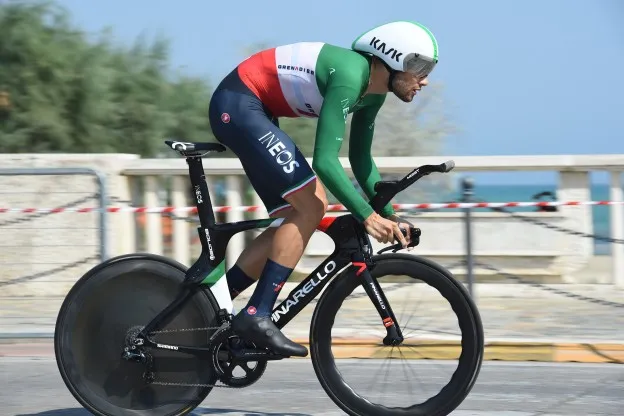 Ganna pakt wereldtitel tijdrijden: 'Heb er geen woorden voor'