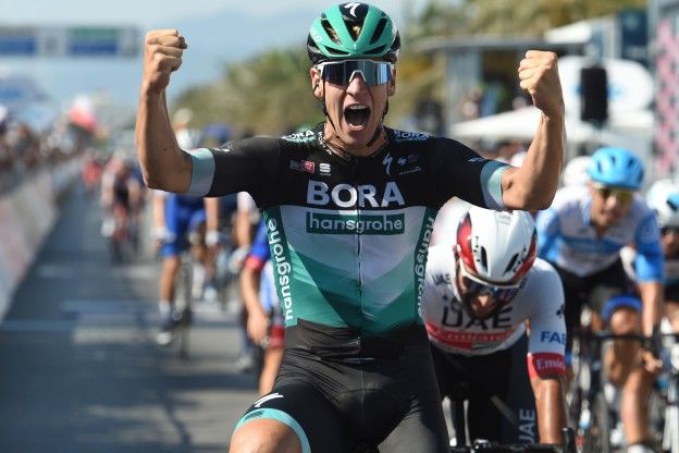 Favorieten etappe 4 Vuelta a España | Eerste clash tussen Bennett en Ackermann