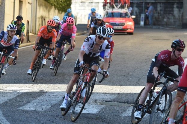 Favorieten etappe 12 Giro d'Italia | Corona-angst bij kopmannen of vluchtersfeest?