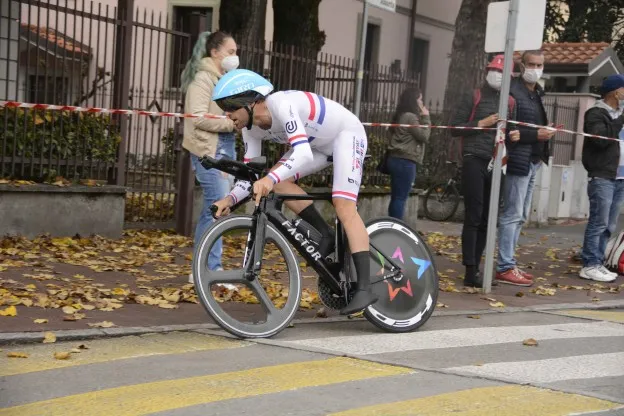 Dowsett heeft nog één week tot werelduurrecord: 'Volgende keer denk ik er twee keer over na'