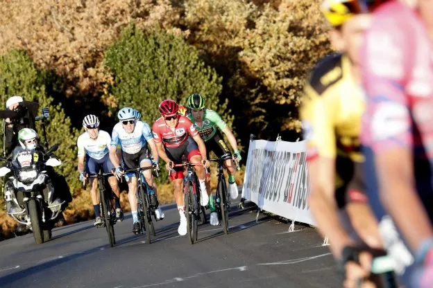 Wielrennen op TV 1 november 2020 | Kijken naar klauterspektakel op Angliru!