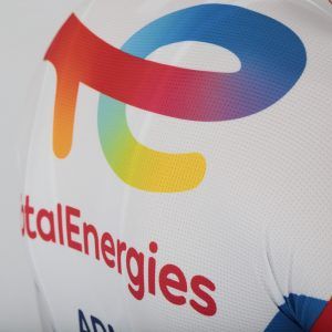 Ploeg-Terpstra verandert naam in TotalEnergies en krijgt nieuw flitsend tenue