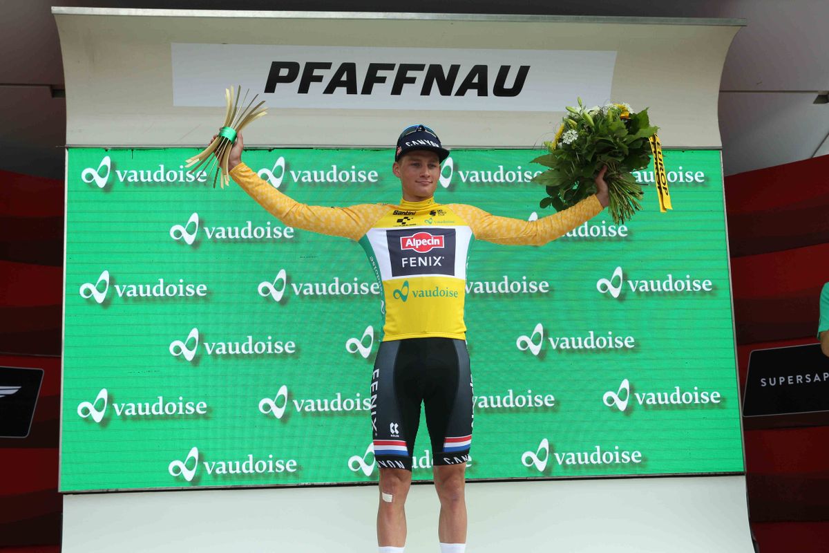 Nabeschouwing: 'Van der Poel is topfavoriet voor de eerste gele trui in de Tour'