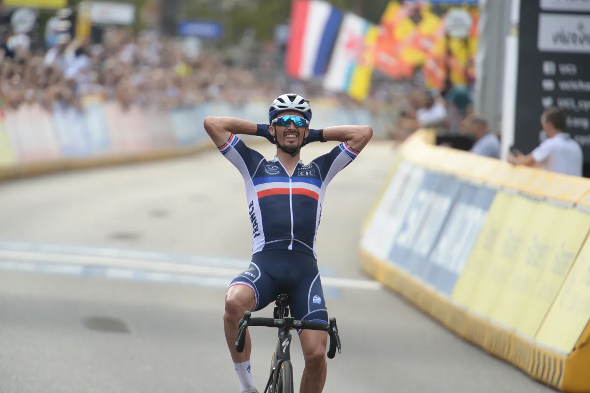 Julian Alaphilippe: Druk van de regenboogtrui en droomdagen in Tour en op het WK
