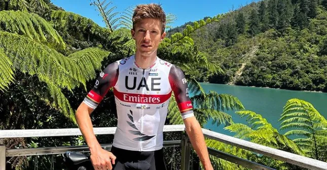 Jonge Fouché rijdt George Bennett en Fisher-Black aan bonken bij Nieuw-Zeelands kampioenschap