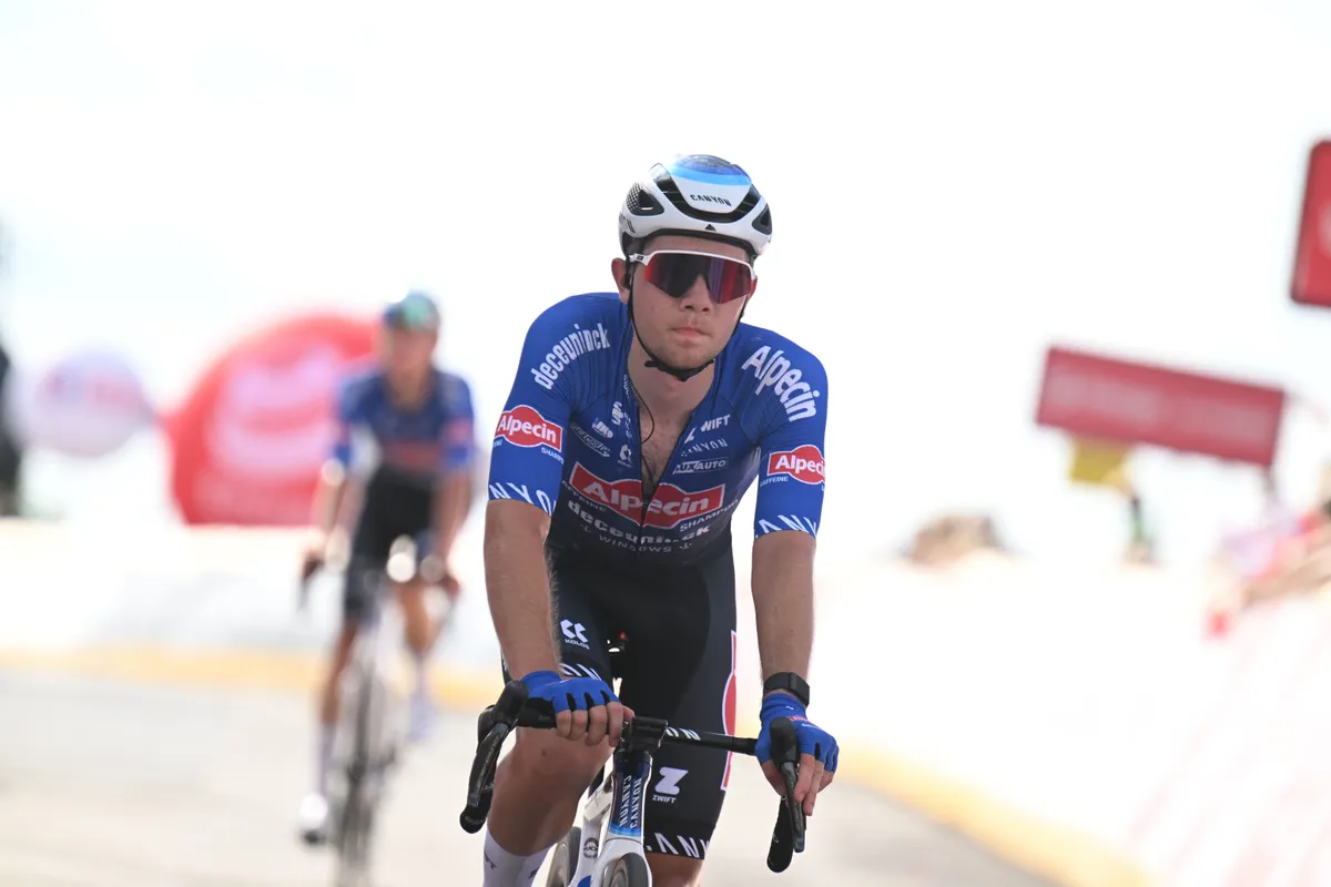 Ziet Van der Poel nóg een ploeggenoot vertrekken? 'Ook Van Den Bossche kiest voor Alpecin-Deceuninck-exit'