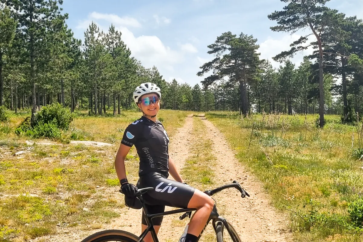 Interview | Gravelspecialiste Neefjes mag zich spiegelen aan Jakobsen: ‘Sta er bij stil hoe dankbaar ik ben’