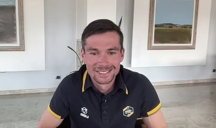 Roglic focust in corona-chaos bij Jumbo-Visma op Giro-winst: 'Ik ben als goede wijn: hoe ouder, hoe beter'