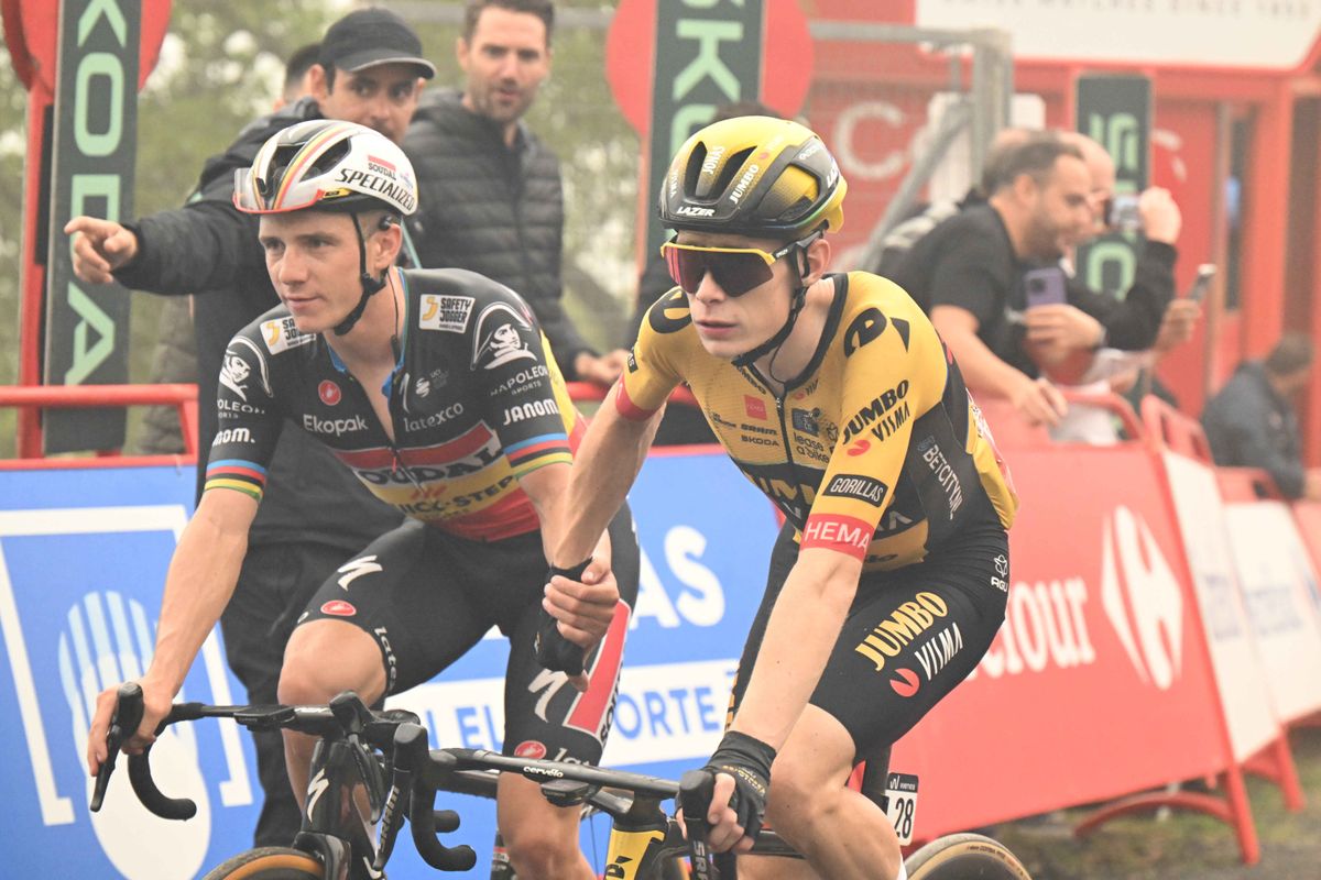 Favorieten etappe 17 Vuelta a Espana 2023 | Jumbo-Visma, Evenepoel en Poels: op naar de (b)Angliru!
