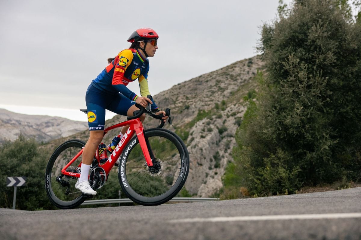 Moeten vrouwen voor Milaan-Sanremo verder kijken dan enkel Cipressa en Poggio? 'Die klim wordt nog onderschat'