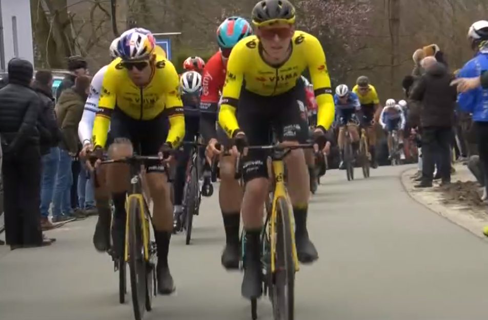 LIVE Omloop Het Nieuwsblad 2024 | Visma | Lease a Bike maakt oorlog richting finale, na vroege schifting