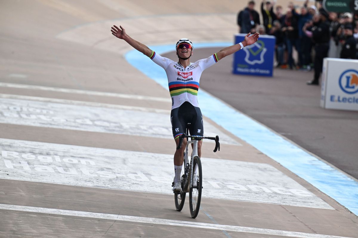 So it’s true after all! It actually took a lot of effort for Van der Poel to win Paris-Roubaix