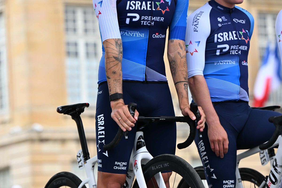 Bij Israel-Premier Tech vallen ze als vliegen: 3 (!) opgaves in etmaal Giro d'Italia