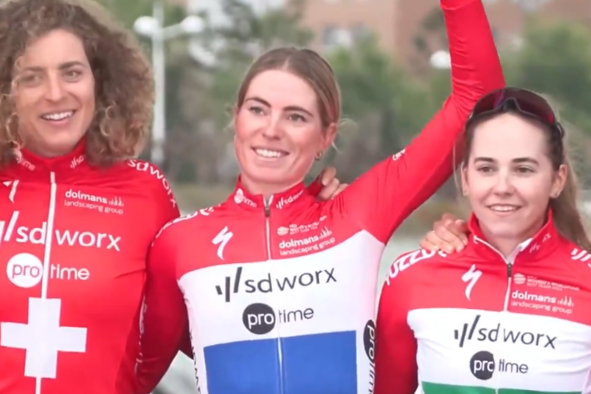 Visma | Lease a Bike en SD Worx-Protime komen nét tekort in openingstijdrit Vuelta: 'Moeten wel realistisch zijn'