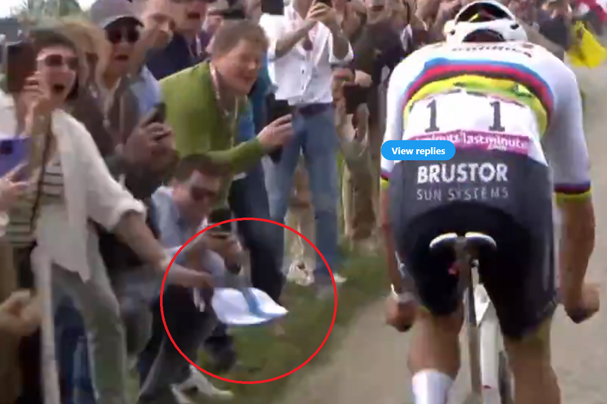 🎥 Here we go again: woman attempts to throw cap into Van der Poel's wheel in Paris-Roubaix
