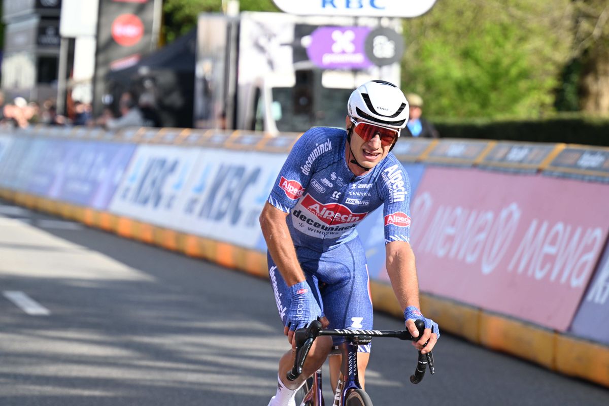 LIVE etappe 5 Giro d'Italia 2024 | Alpecin-Deceuninck geeft met indrukwekkende Hermans geen gas terug