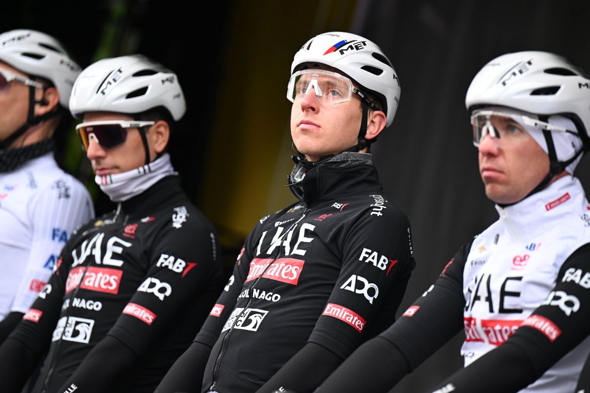 Pogacar opvallend fel als het over Giro-ploeg en koersdagen gaat: 'Het is respectloos naar de anderen'