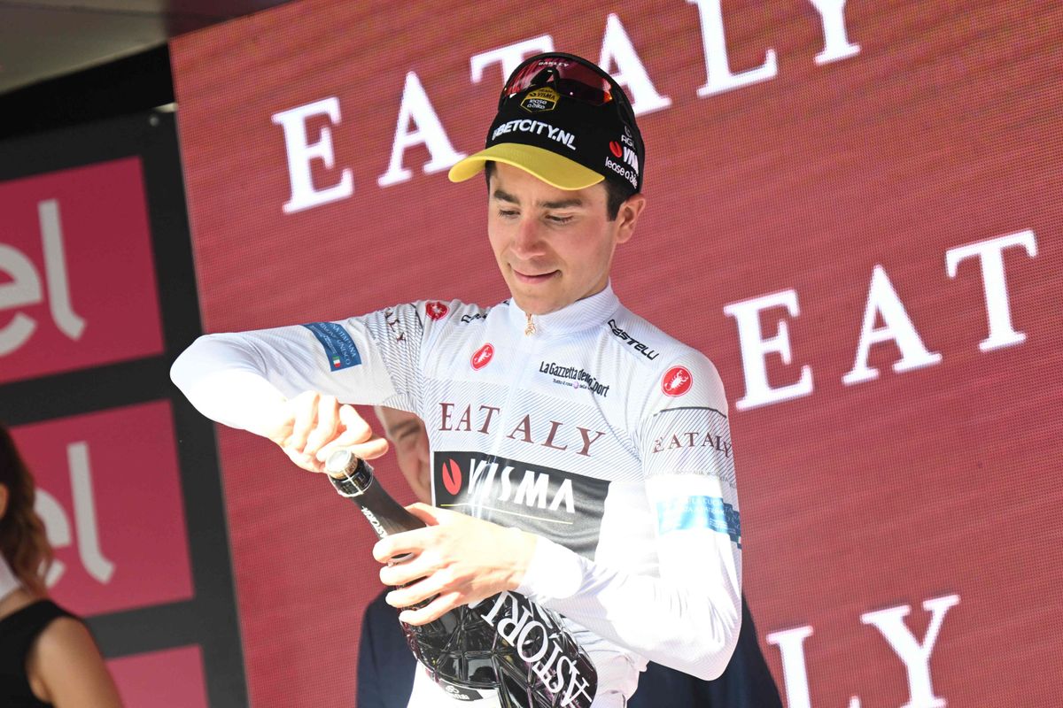 Klassementen Giro d'Italia 2024: met deze tijdsverschillen beginnen klassementstoppers aan chrono
