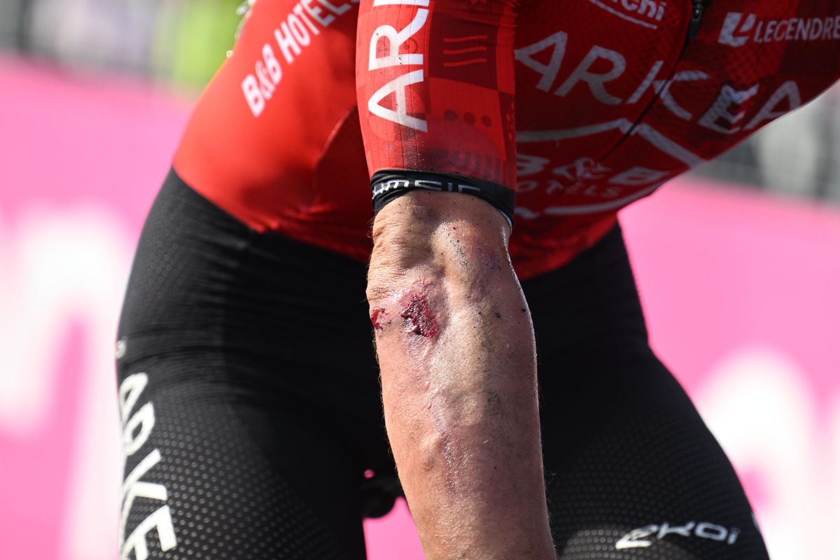 Bizarre and incredibly impressive: Biermans fell into 25-meter-deep ravine during Giro monster ride... But still managed to finish the stage