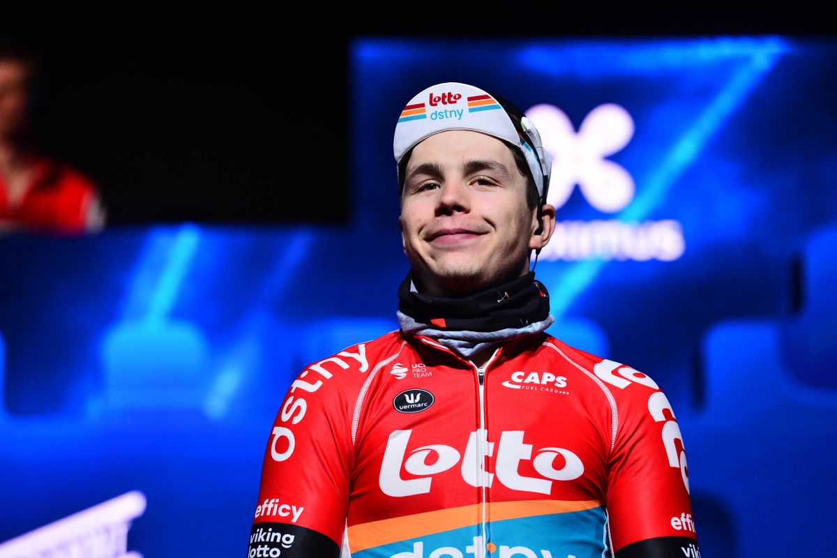 Arnaud De Lie scores yet another (sprint) victory: "I'm completely back in shape"