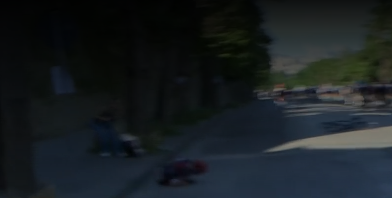 Meerdere ribbreuken en gebroken bekken: schade bij Krieger valt niet mee na Giro-crash aan hoge snelheid