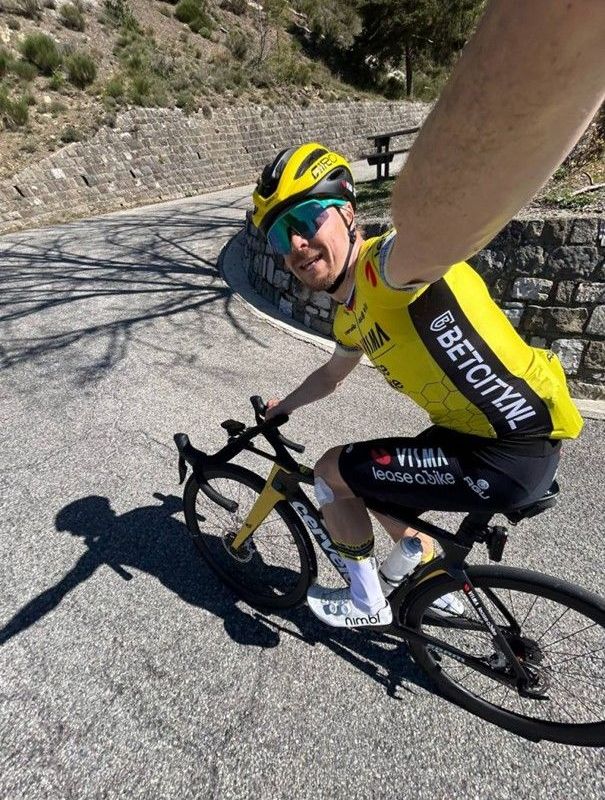 Tratnik wil voorjaar en vorige Giro-edities doorspoelen: 'Na twee slechte ervaringen dit jaar hopelijk goed'
