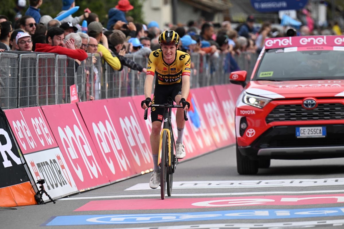 Gloag shares wonderful story about Roglic: "He couldn't even climb stairs, but was already thinking about the next stage"