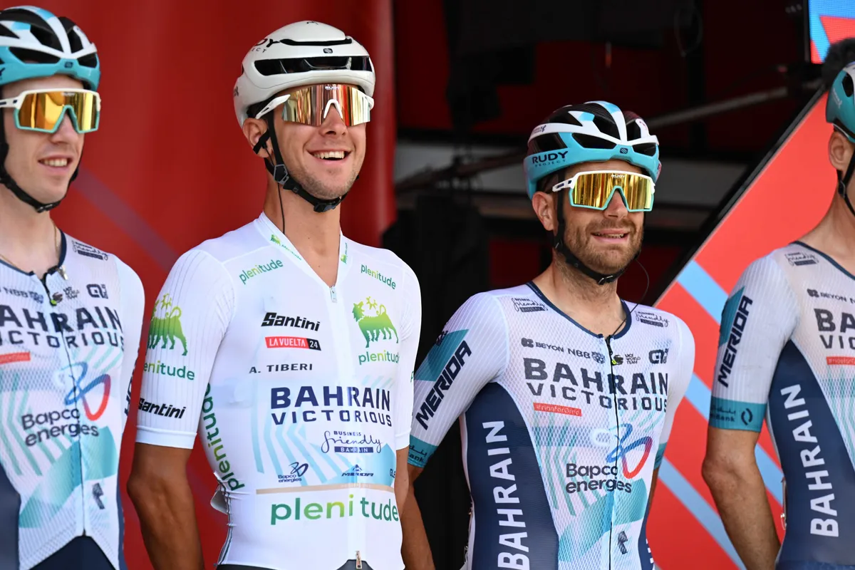 Bahrain Victorious heeft droomduo twee weken voor Vuelta a España precies waar ze moeten zijn