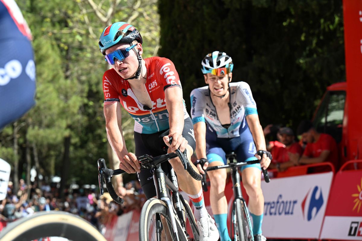 Een einde aan het Vuelta-lijden: Belgische hoop Lennert Van Eetvelt stapt uit de ronde