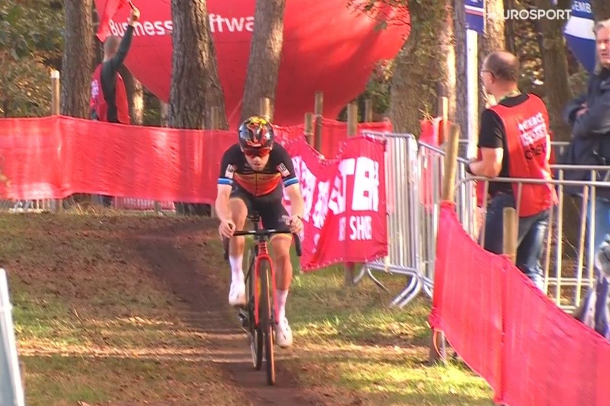 Iserbyt lets his legs do the talking! After suspension over 'kicking