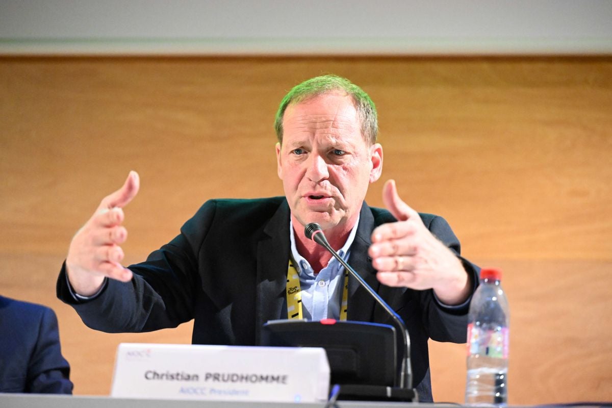 #MakeRacingSlowAgain: Prudhomme wants to curb speed on descents, Vaughters reacts furiously