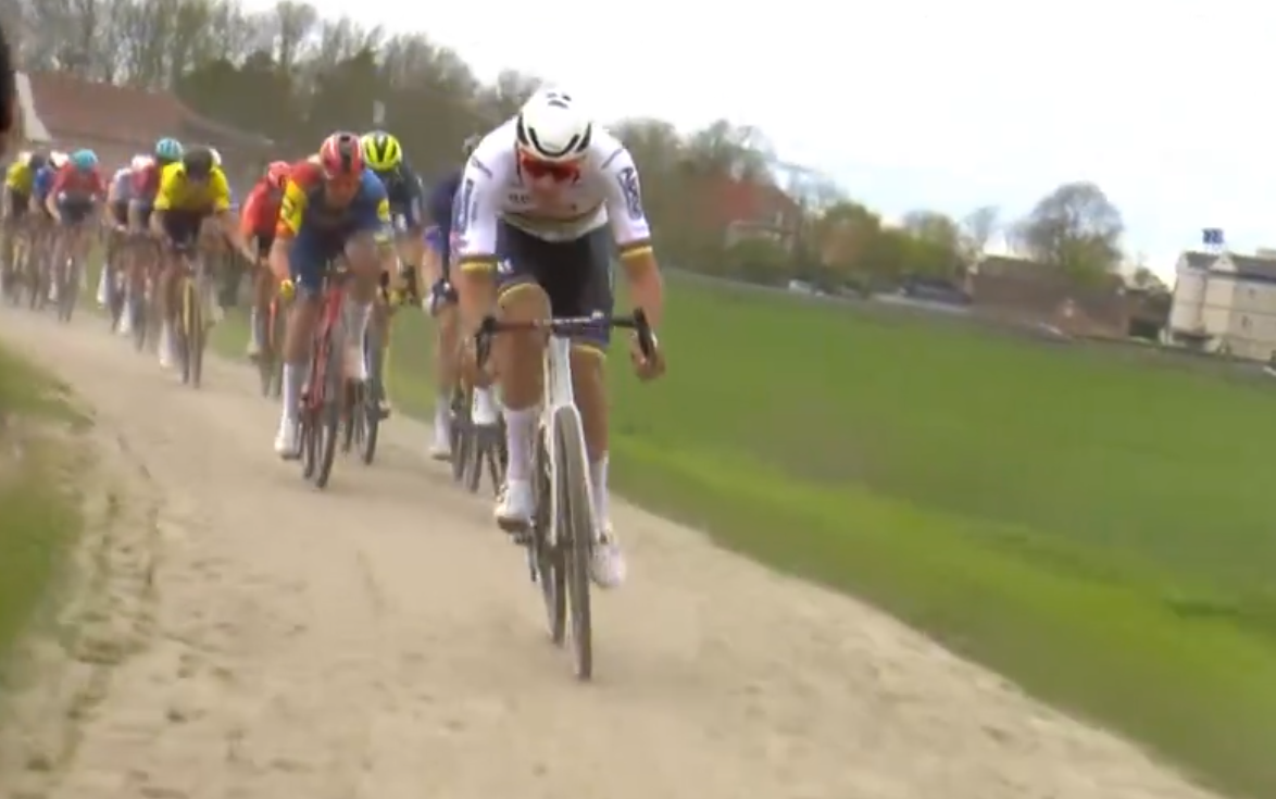 Vermeersch saw firsthand "phenomenal acceleration" Van der Poel: "That video went viral"