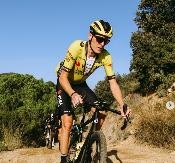 Gesink en Van Aert zien af in Spanje: 'Ik heb een ziekte, 't is een hele specifieke'