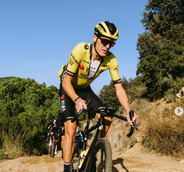 Gesink and Van Aert push hard in Spain: "I've got an illness, and it's a very specific one"