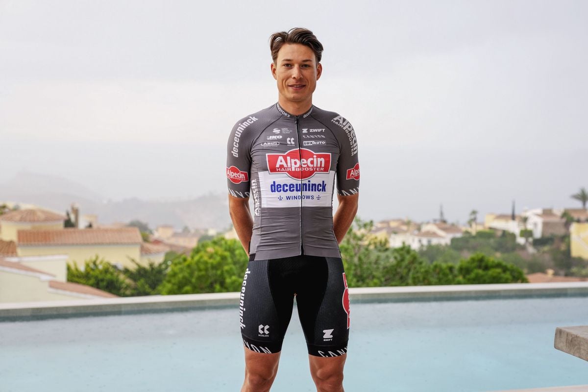 Wielertenues 2025: Terug naar grijs! Alpecin-Deceuninck kiest voor oude Tour de France-look