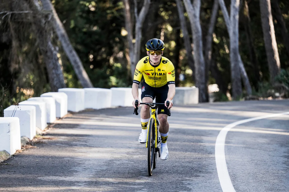 Visma | Lease a Bike wint nog niet in de Giro, maar kan geluk niet op met overwinning Zingle in Vierdaagse van Duinkerke